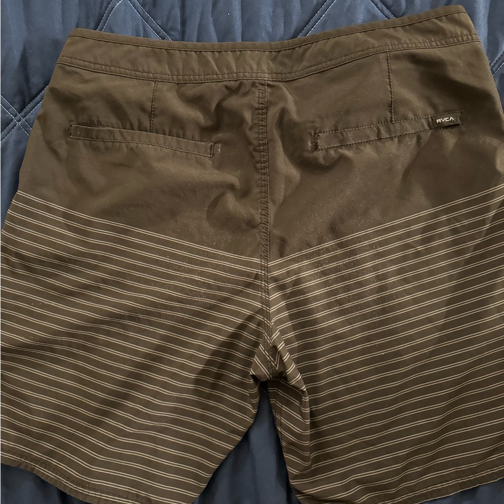 RVCA boardshorts - Picture 3 of 5